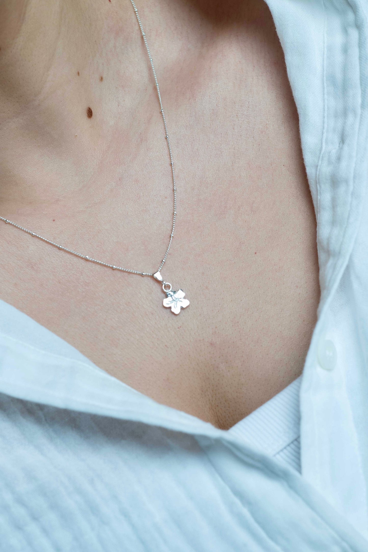 Silver Lily Necklace