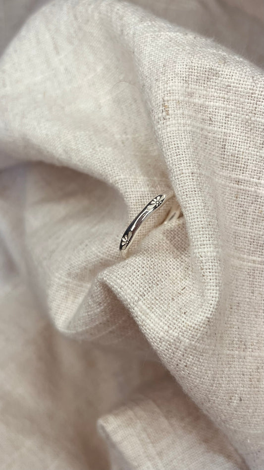 Nova Stamped Dainty Ring